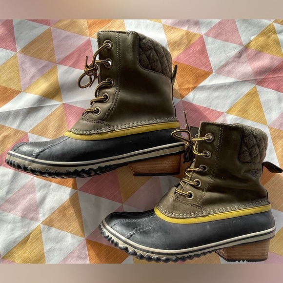 Sorel Slimpack Women’s Snow Boots Navy/Green- Size 9.5 - Picture 1 of 9